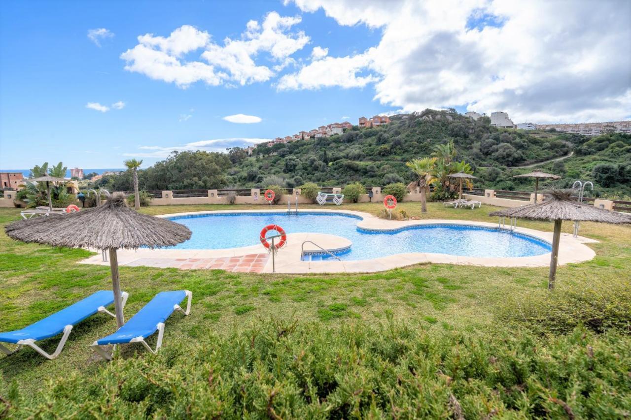 9 Penthouse With Amazing Sea Views, Close To Golf Manilva Duquesa Exterior foto